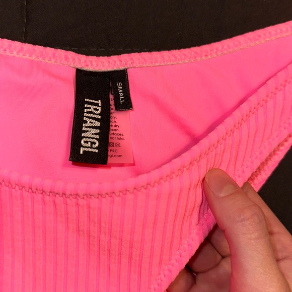 Hot pink Triangl bikini, worn once, in great condition, size small!!! - Picture 2 of 5